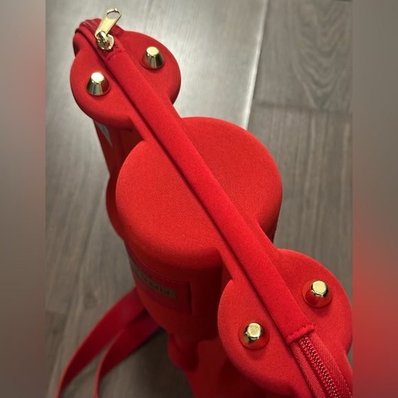 Piper Heidsieck Champagne Red Hard Shell Carrying Case - Picture 2 of 6